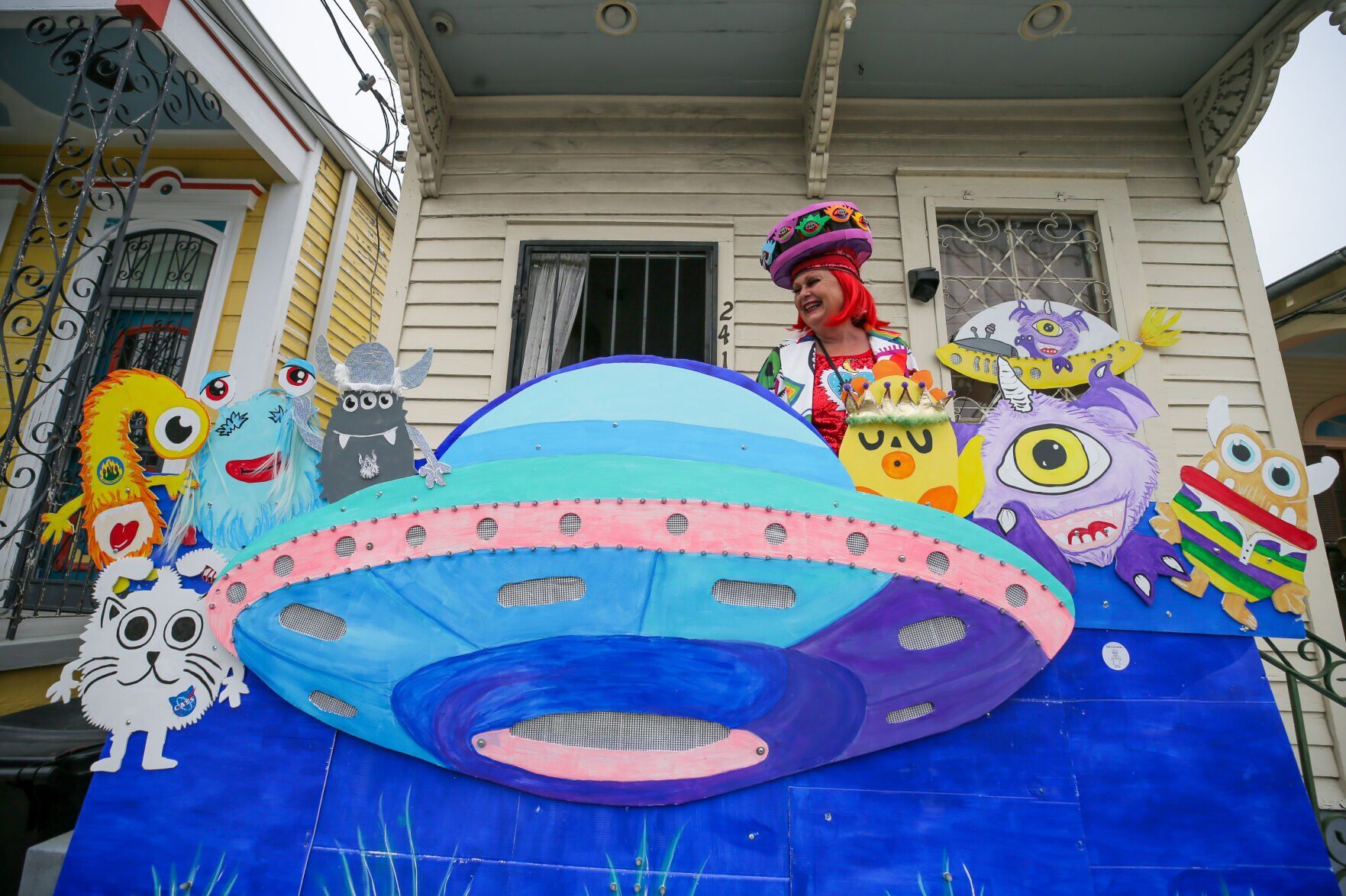 no.costumes.021424.0046.jpg